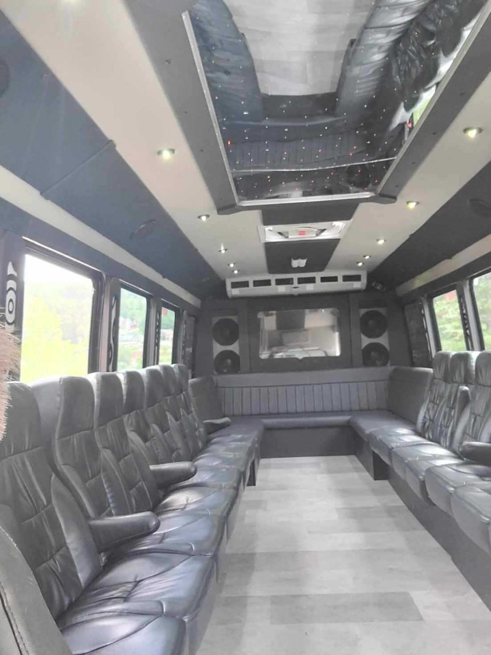 Deadwood Party Bus 6057172000